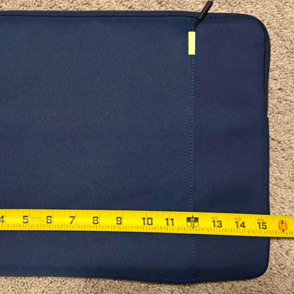 NWT tomtoc Defender-A13 Laptop Sleeve for 16 inch MacBook Pro - Picture 8 of 10